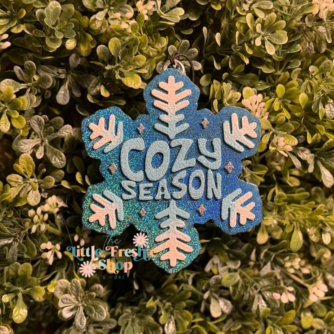 Cozy Season Snowflake Freshie