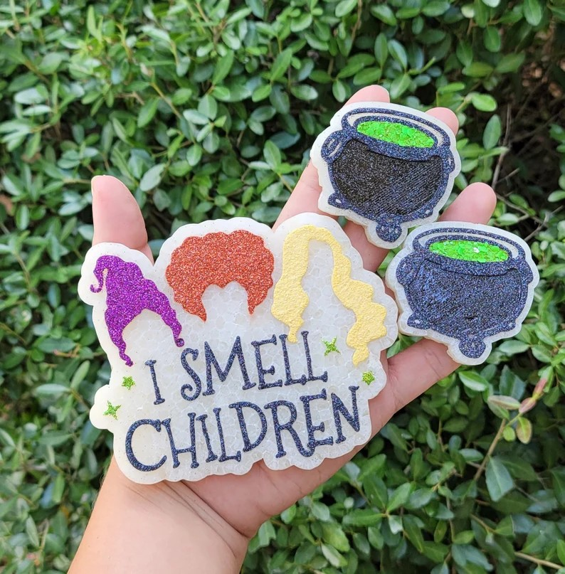 Witchy Sisters, I smell Children