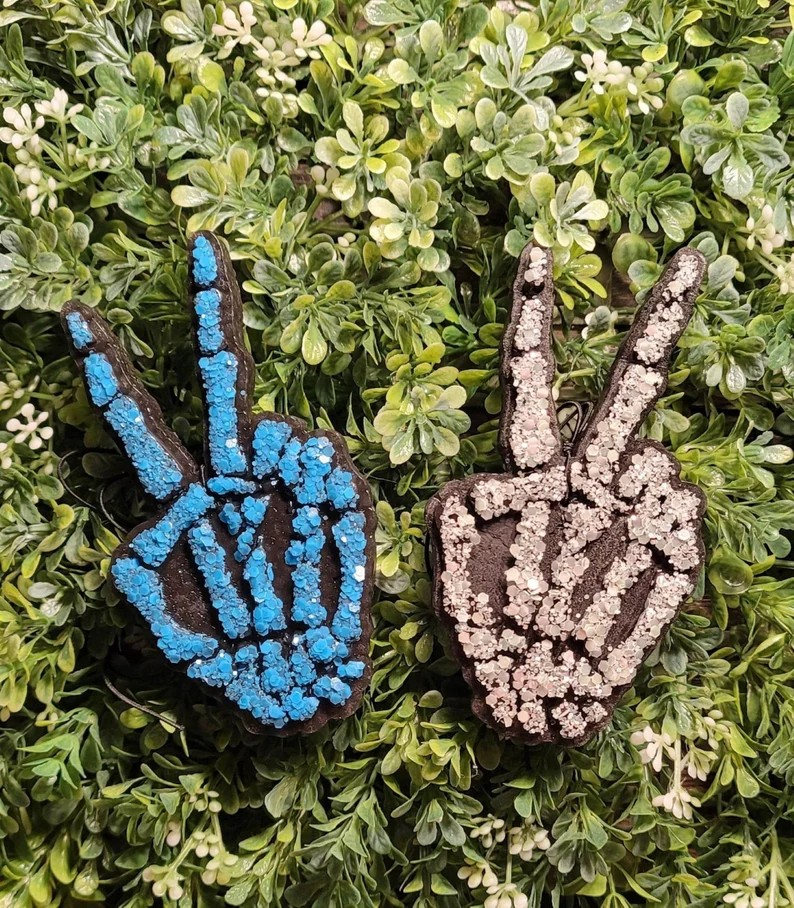 Skeleton Hand, Peace Sign, Peace Out