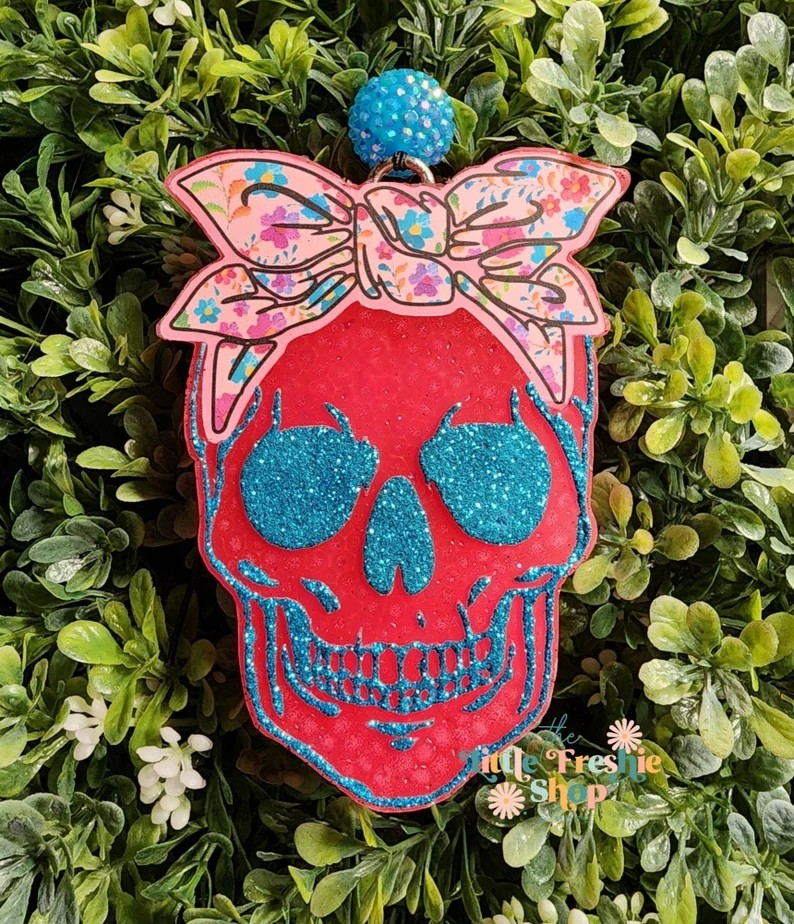 Skull with Bow Freshy