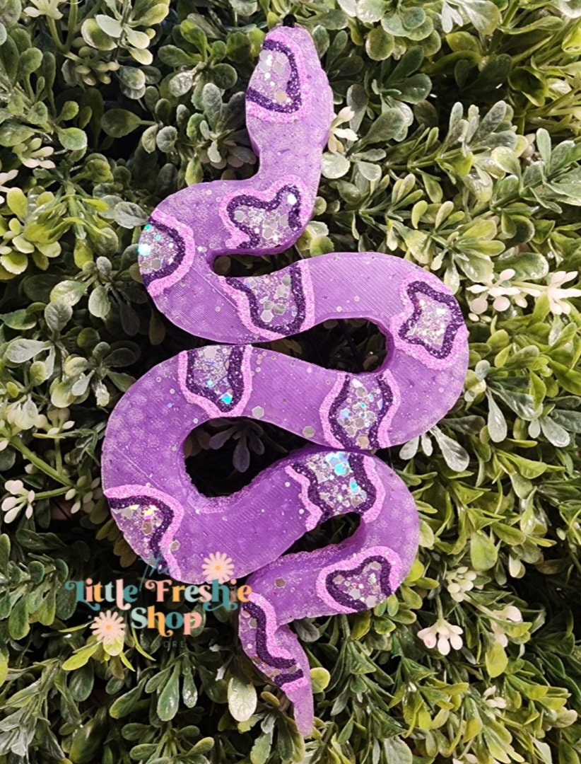 Snake Freshie, Snake Freshy