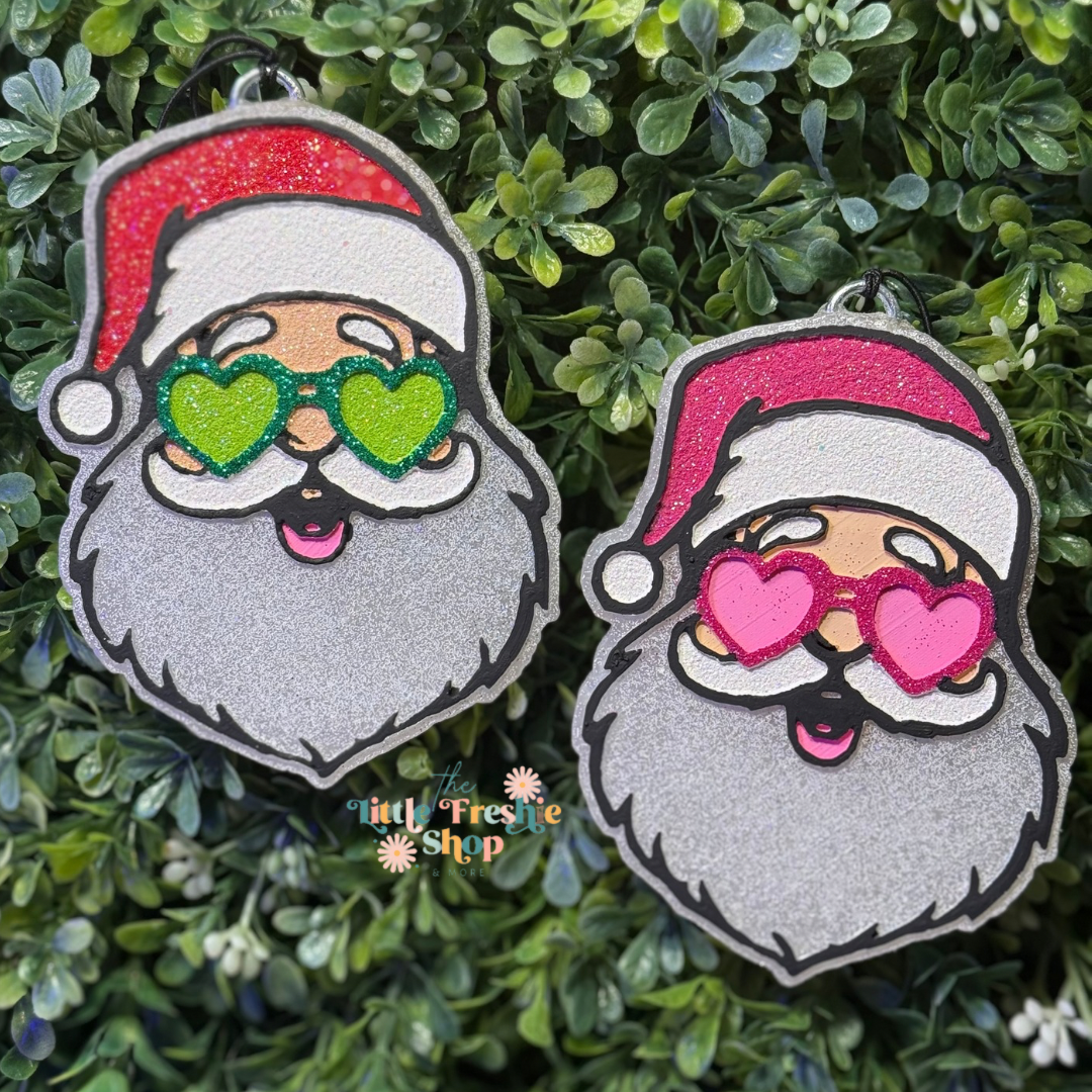 Santa with Heart Eyes Freshy