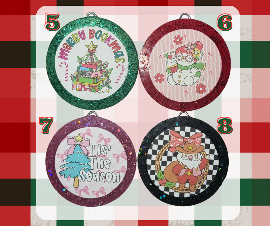 Round Christmas Freshie