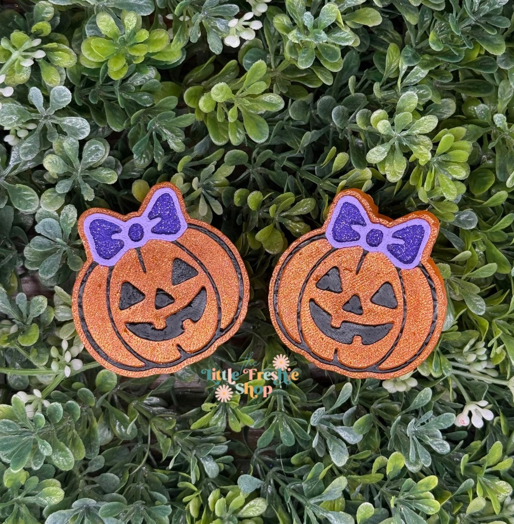 Pumpkin With Bow Vent Clip Freshie