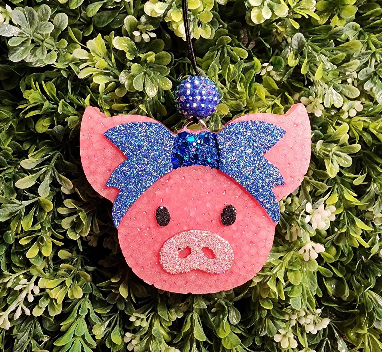 Pig Freshie, Pig with Bow