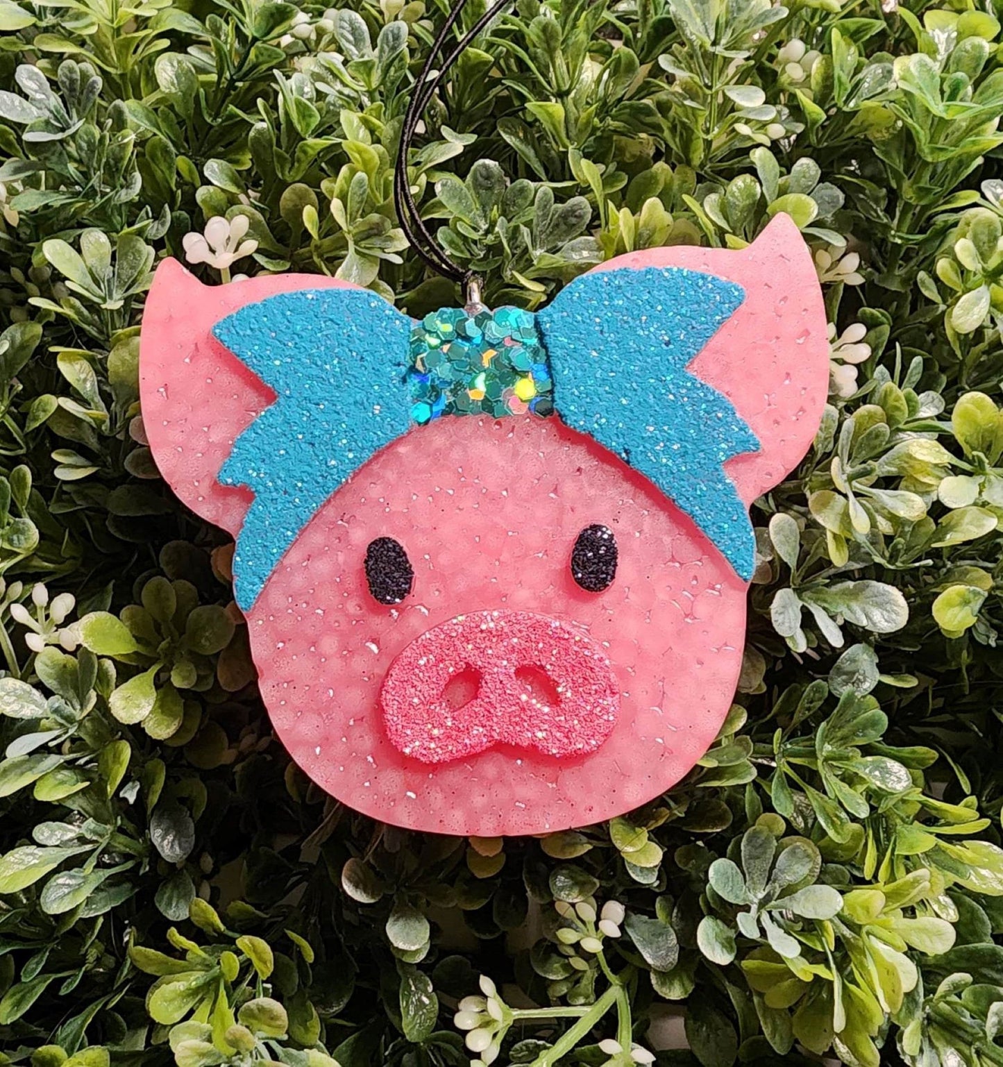 Pig Freshie, Pig with Bow