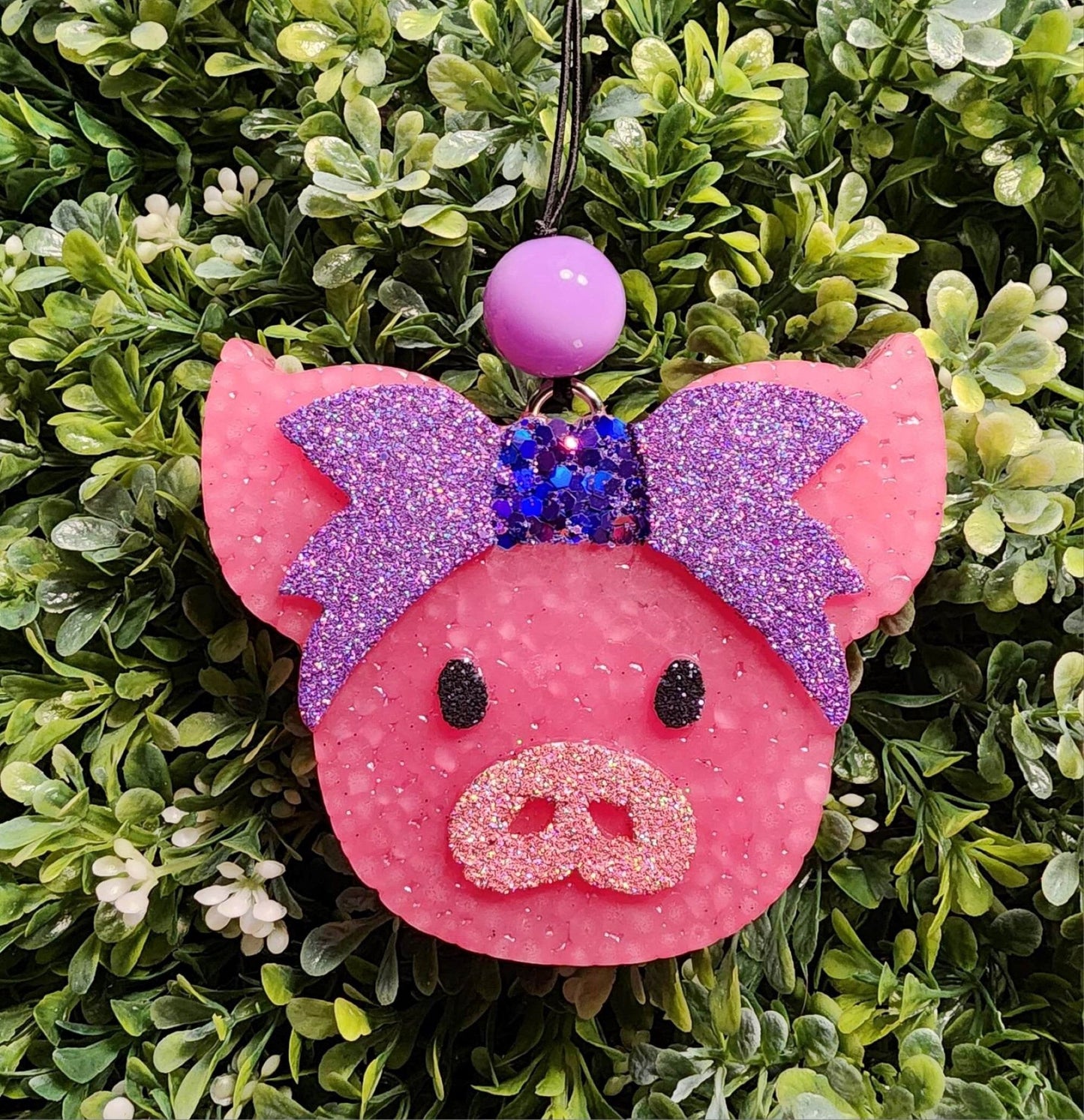 Pig Freshie, Pig with Bow